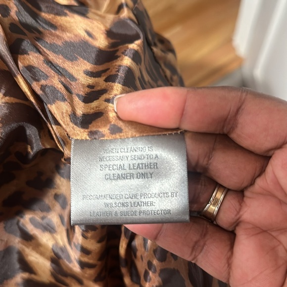 Leather jacket - Picture 8 of 8